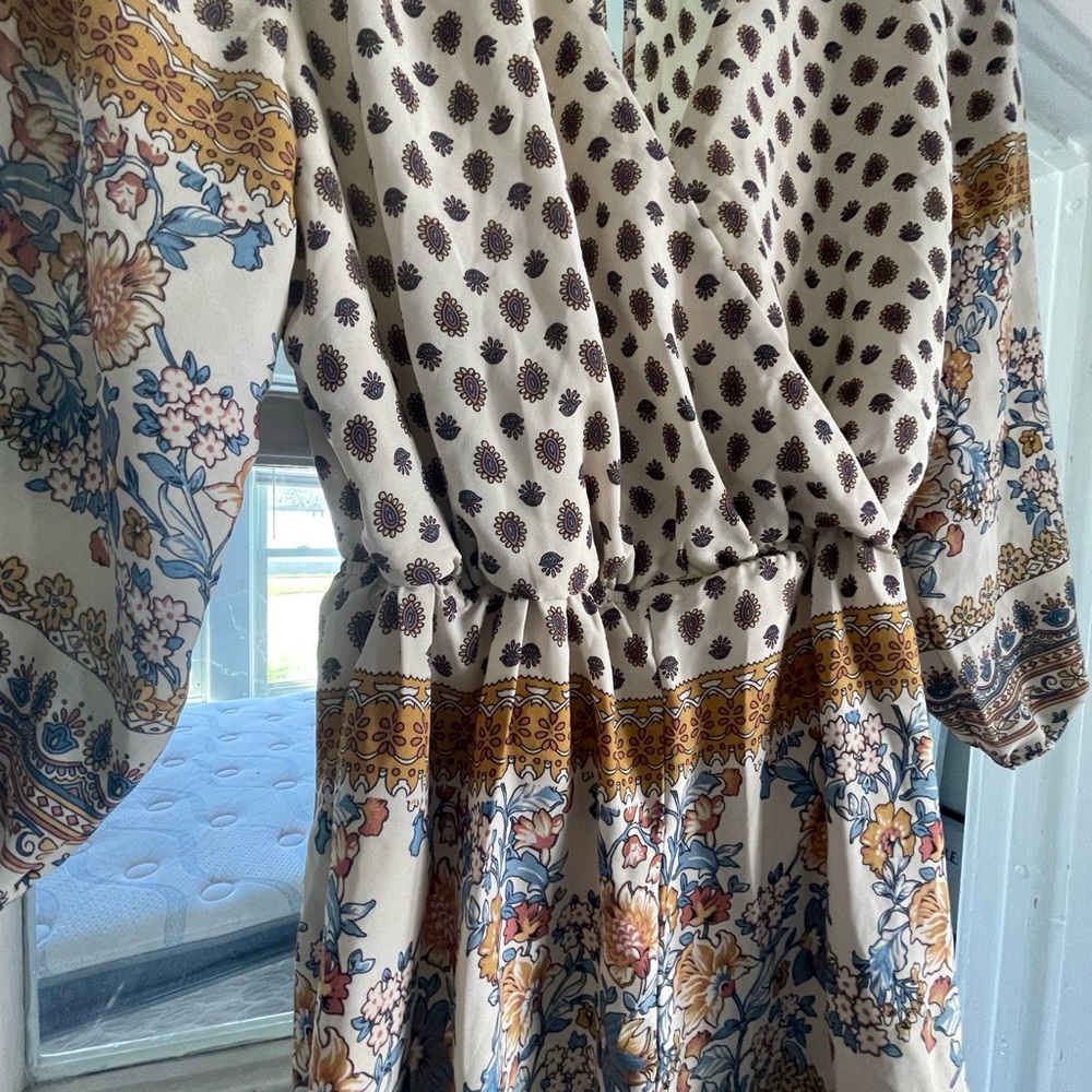 Romper - Picture 4 of 5